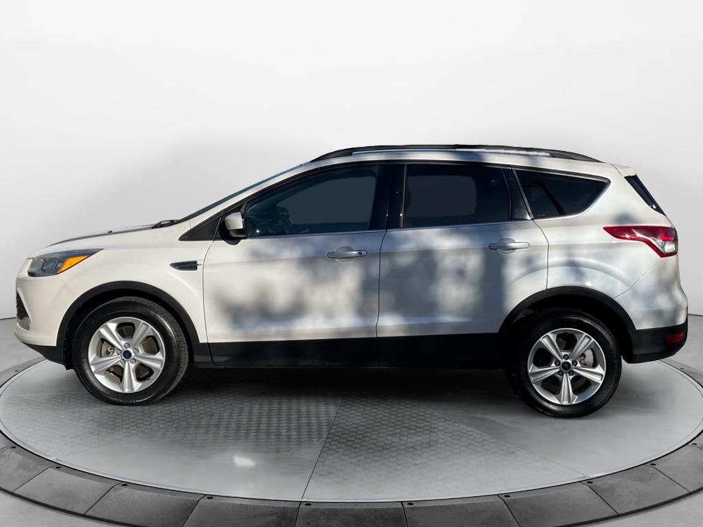 Used 2016 Ford Escape SE with VIN 1FMCU9G93GUA44261 for sale in Kansas City