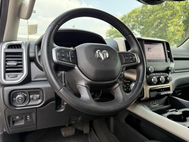2022 Ram 1500 Laramie photo 23