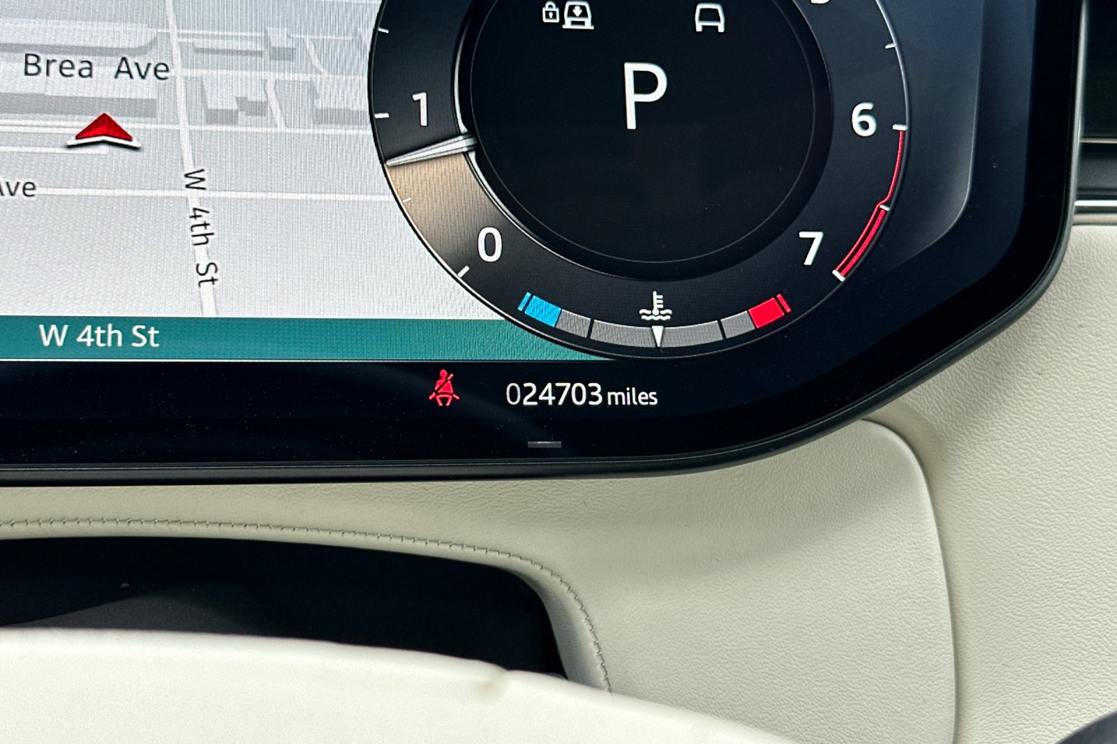 2023 Land Rover Range Rover SE photo 30