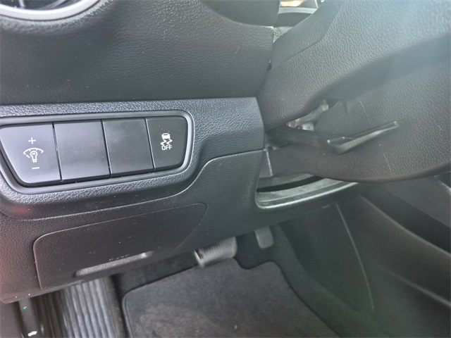 2022 Kia Forte LXS photo 15