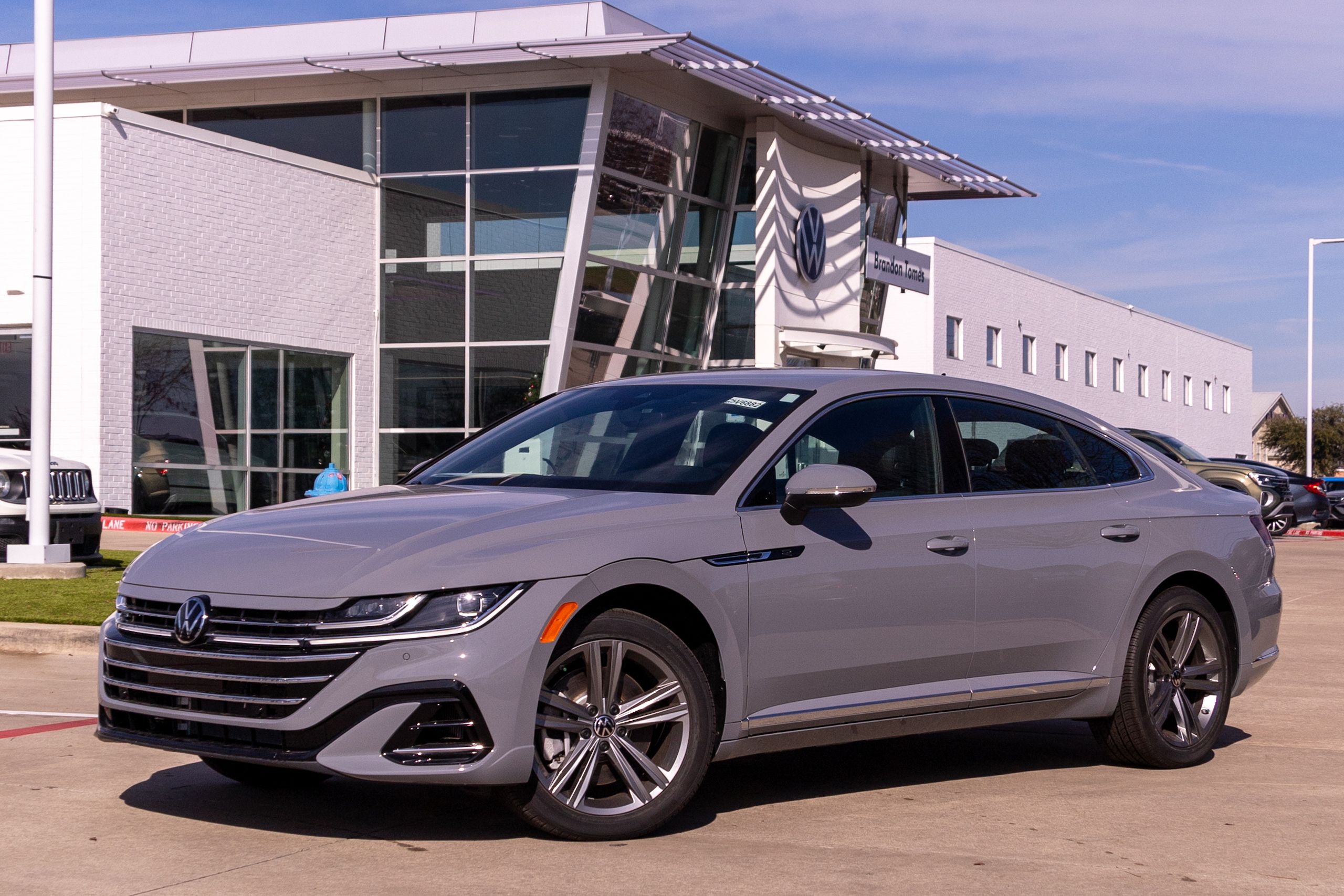 2024 Volkswagen Taos S photo 4