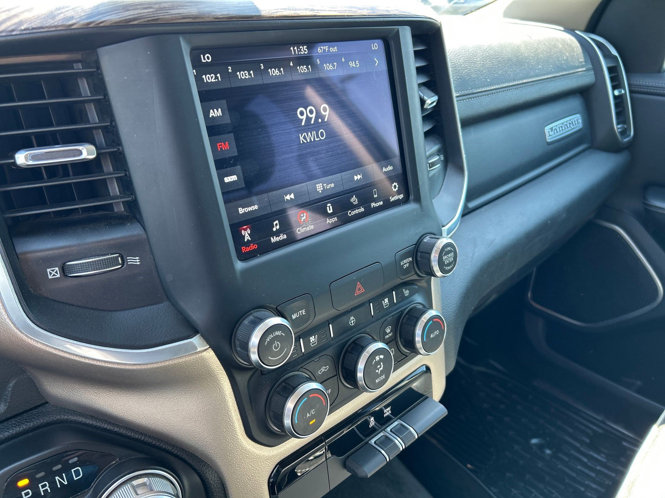 2020 Ram 1500 Laramie photo 21