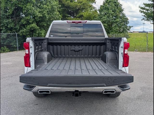2025 Chevrolet Silverado 1500 LTZ photo 4