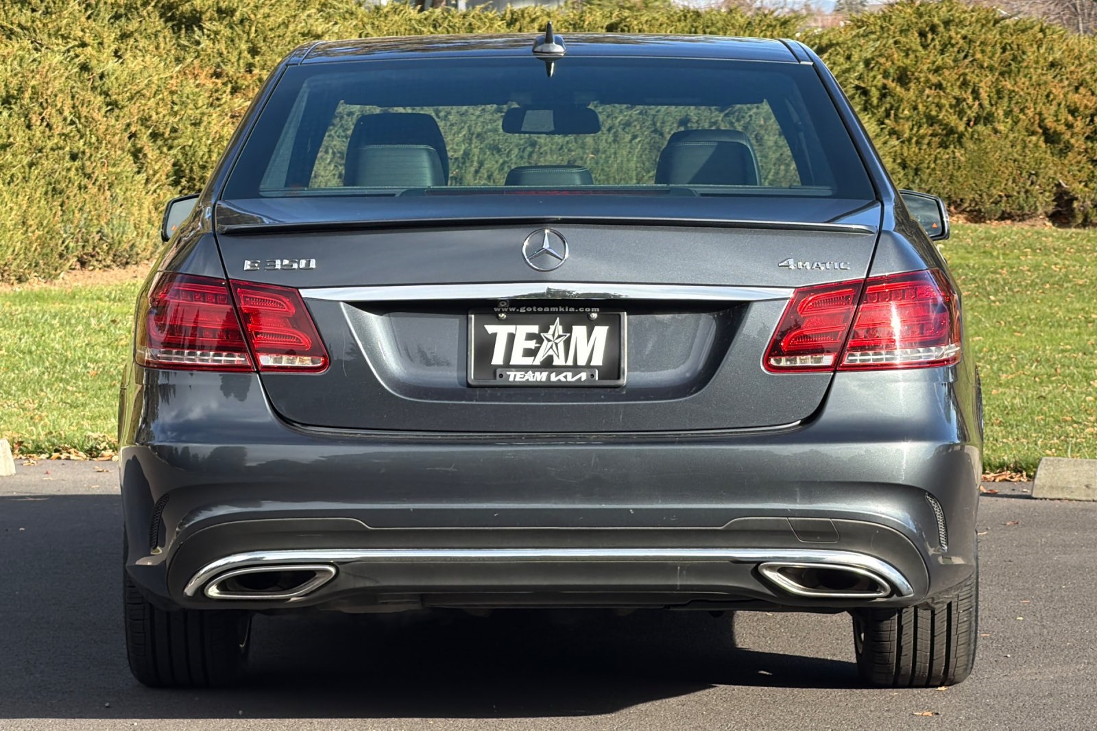 2016 Mercedes Benz E 350 4MATIC photo 4