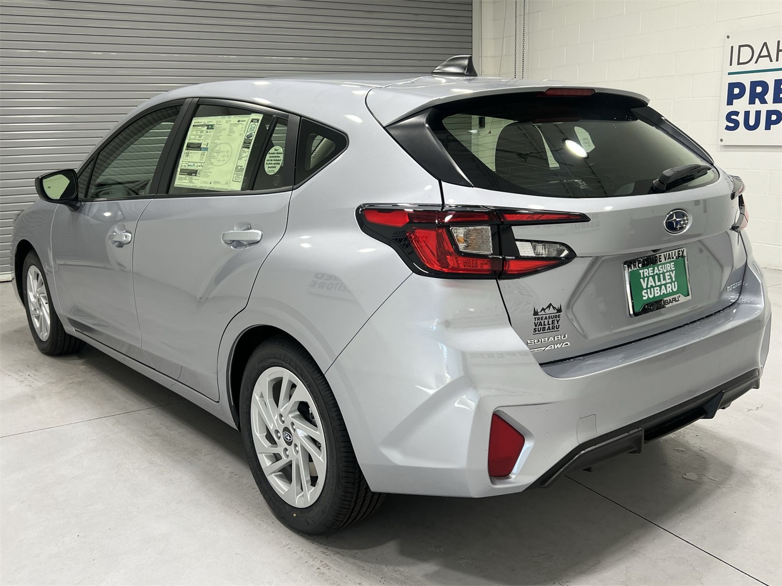 2025 Subaru Impreza Base photo 5