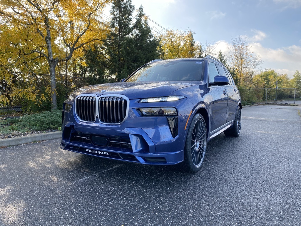 2026 BMW X7 ALPINA XB7's photo