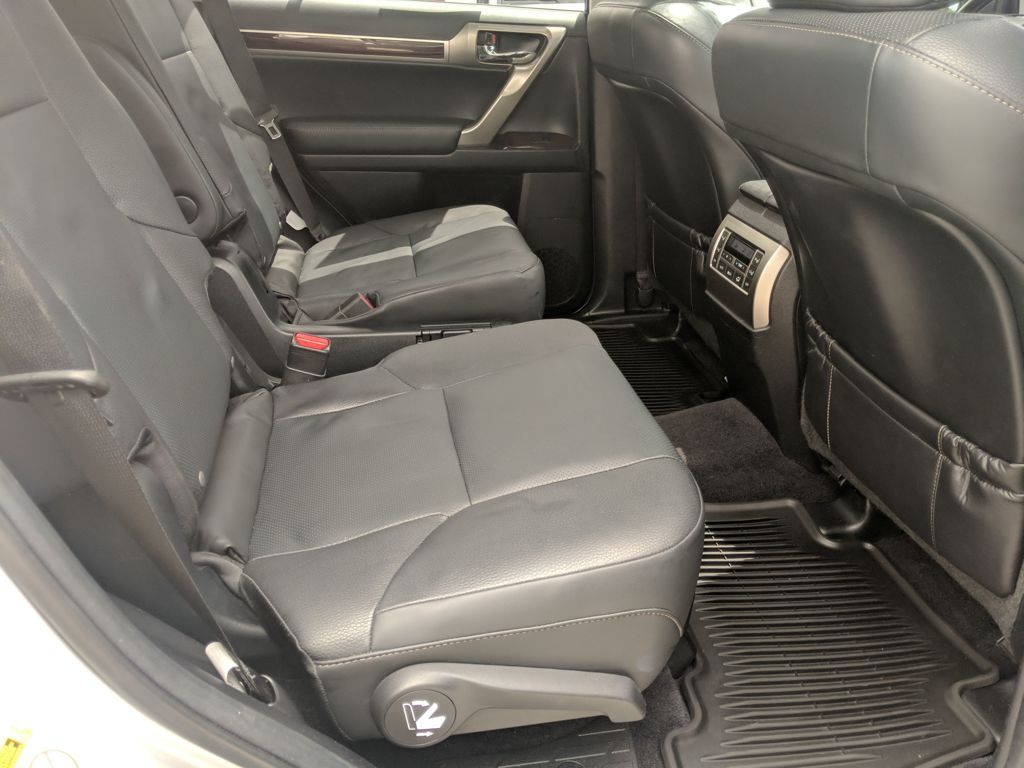 2019 Lexus GX 460 photo 35