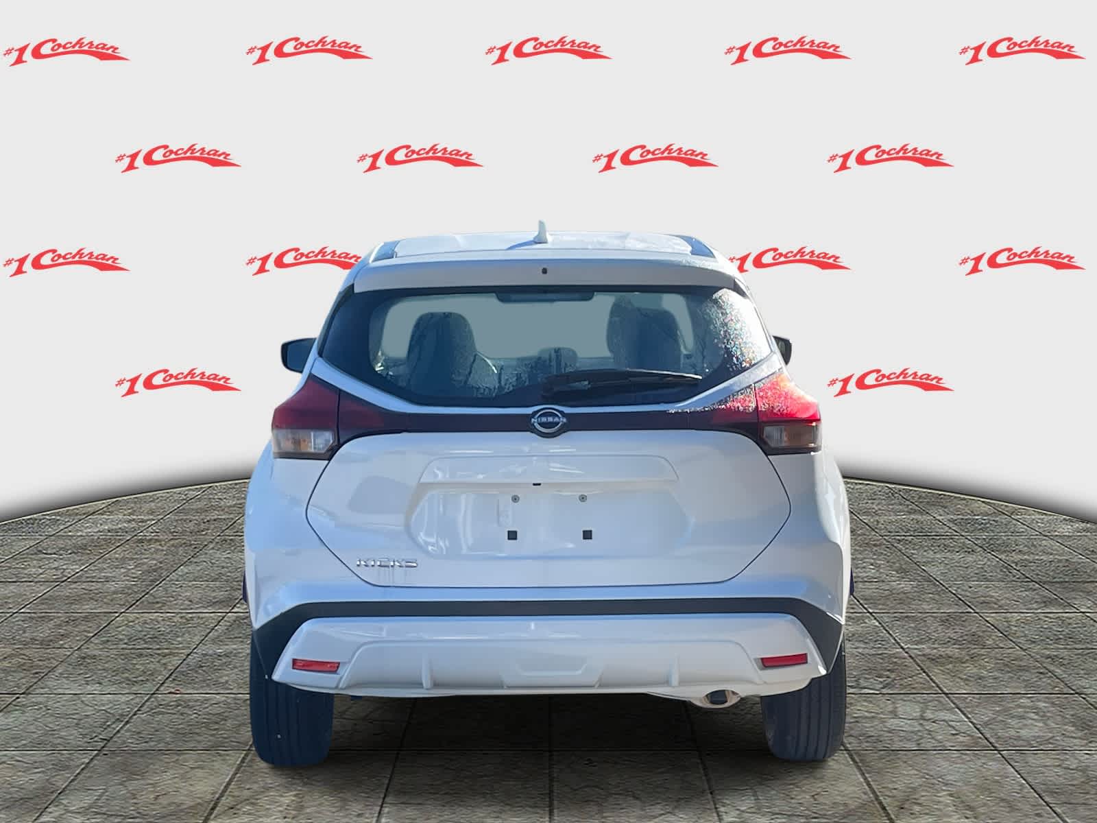 2025 Nissan Kicks Play S photo 3