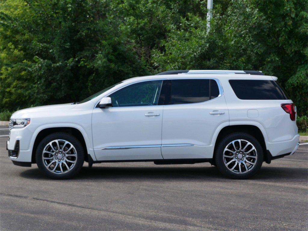 2023 Gmc Acadia Denali photo 3
