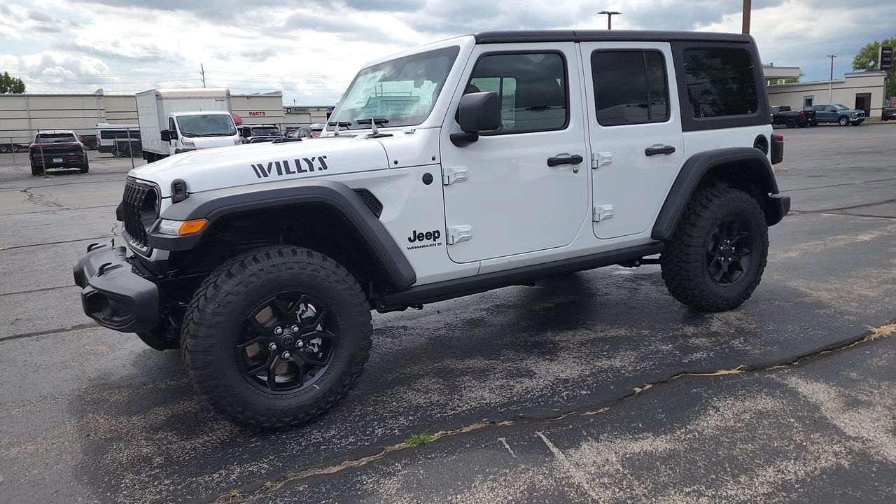 2025 Jeep Wrangler Willys photo 4