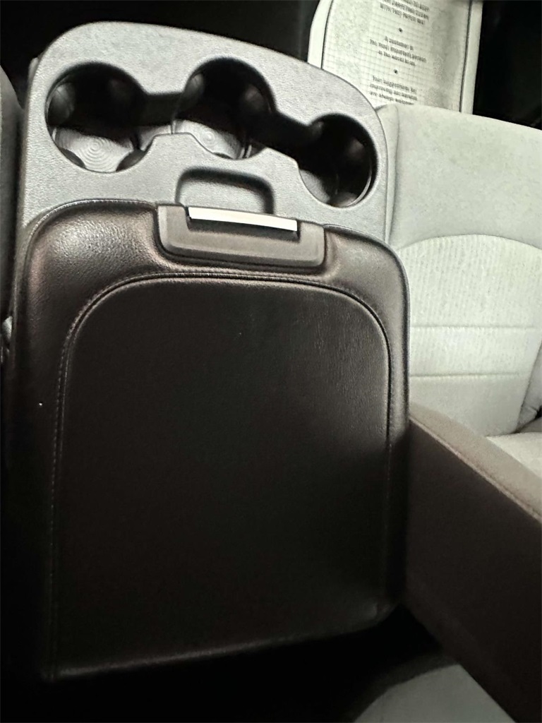 2024 Ram 1500 Classic SLT photo 15