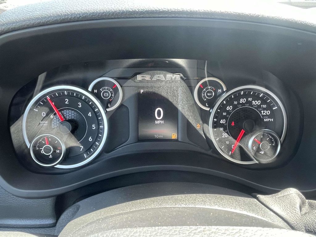 2025 Ram 2500 Tradesman photo 26