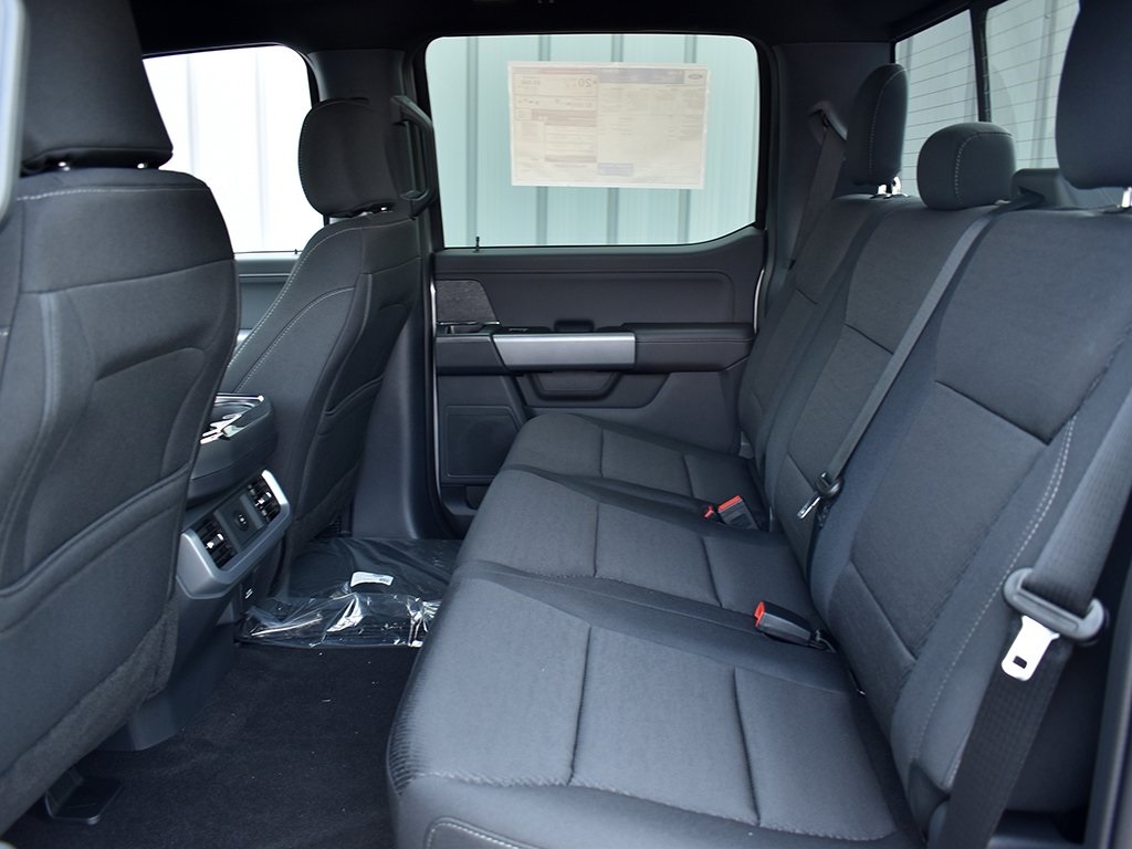 2025 Ford F-150 XLT photo 4