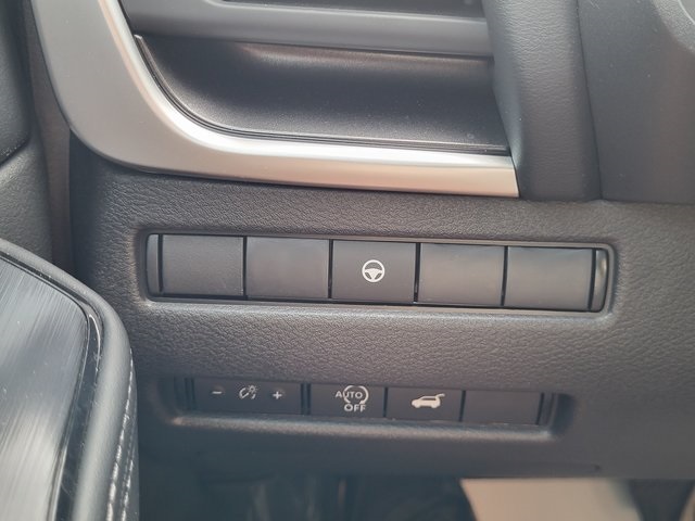 2025 Nissan Rogue SV photo 24