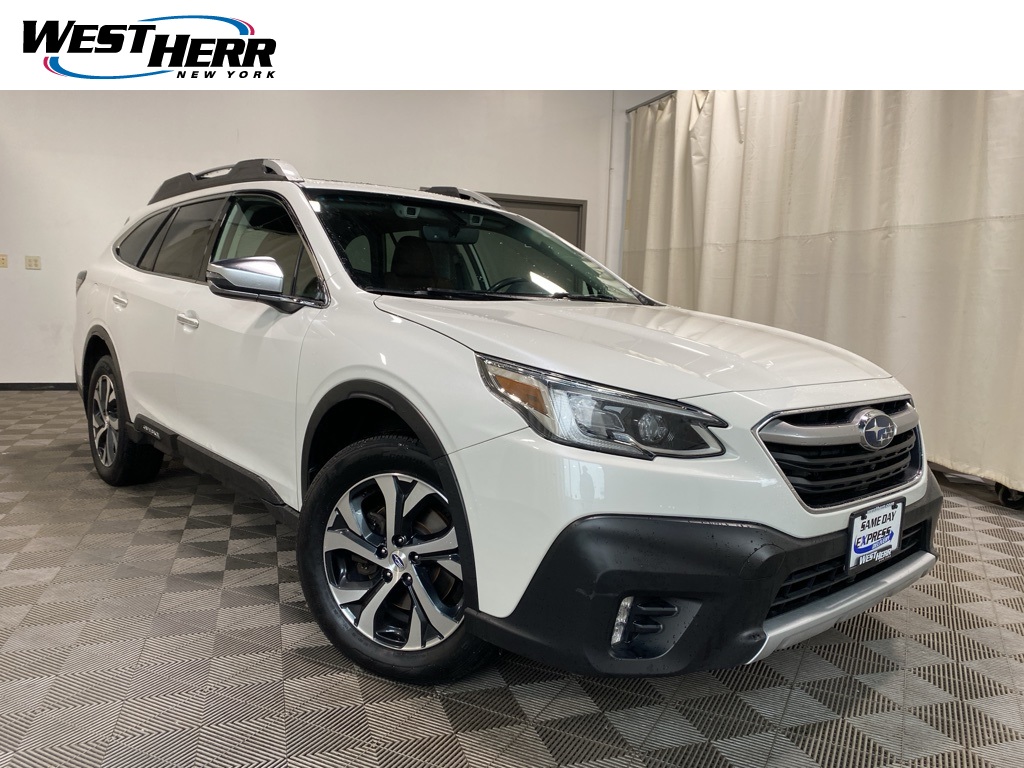 2022 Subaru Outback Touring's photo