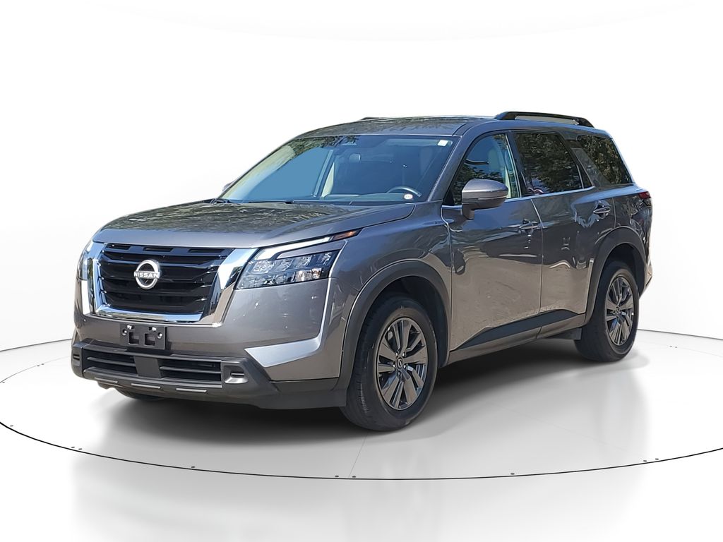 2024 Nissan Pathfinder SV photo 2