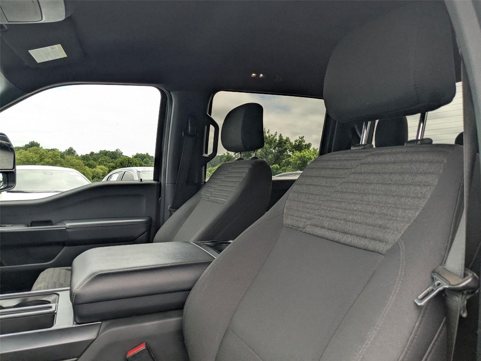 2022 Ford F-150 XL photo 13