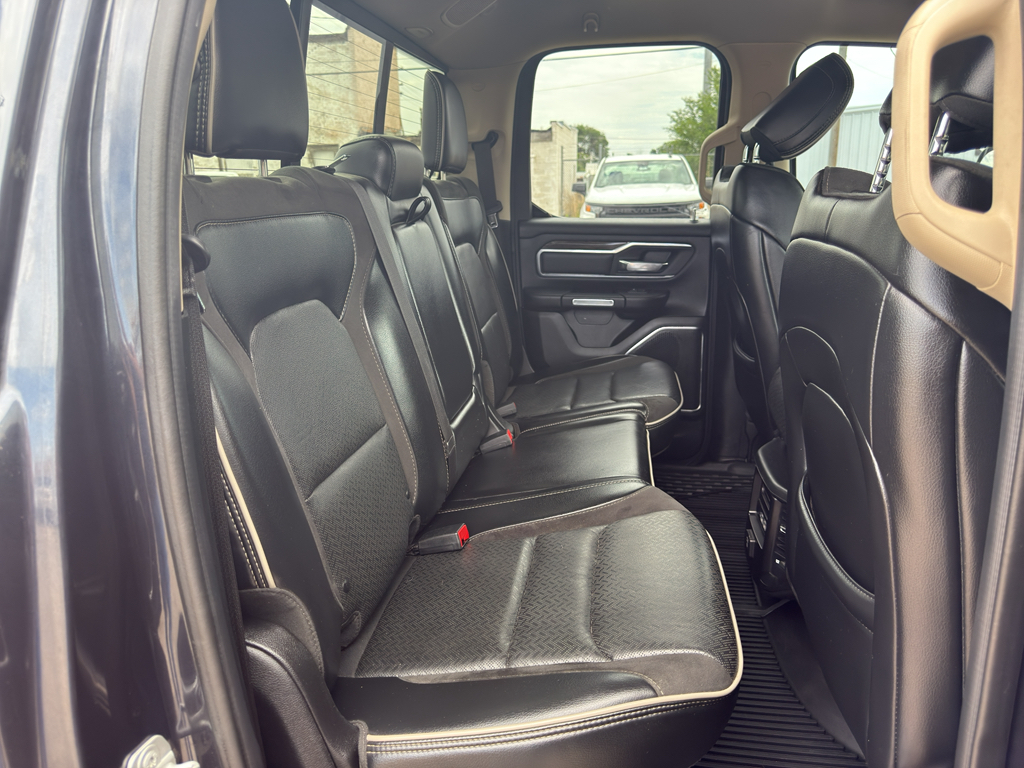 2019 Ram 1500 Laramie photo 12