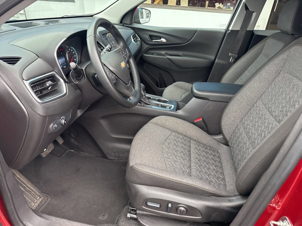 2024 Chevrolet Equinox LT photo 14