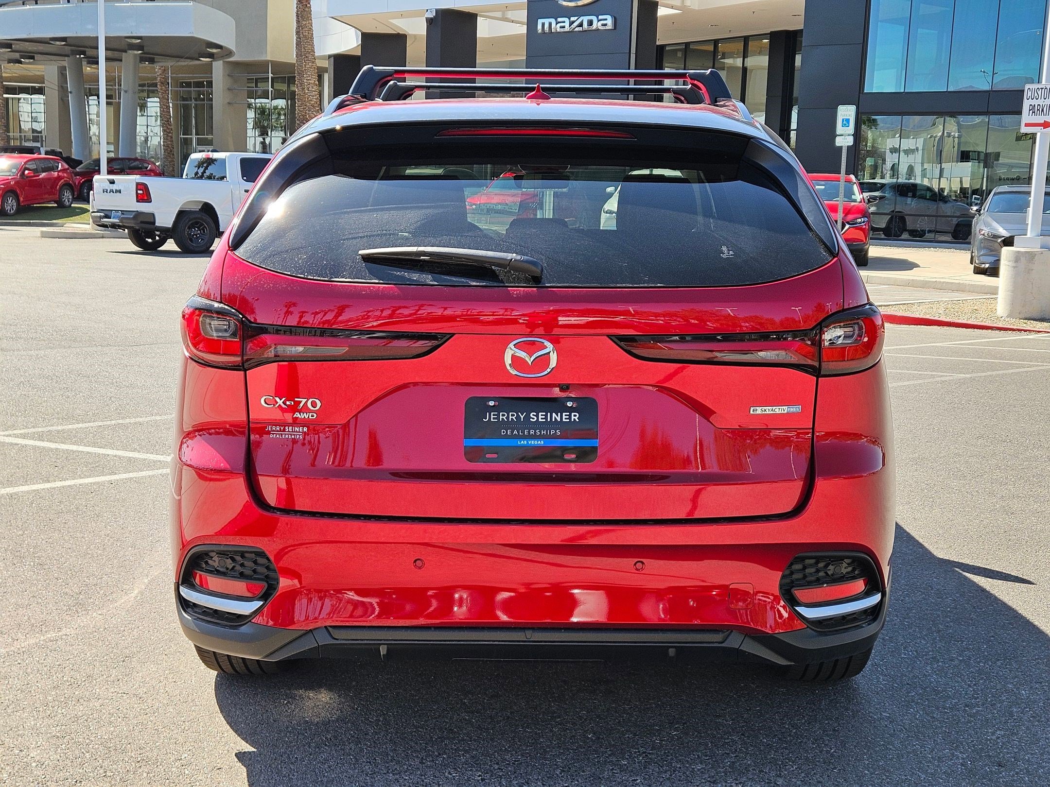 2025 Mazda CX-70 Plug-in Hybrid Premium photo 4