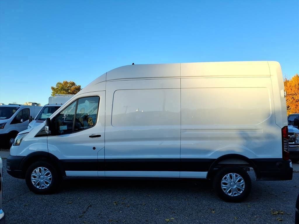 2025 Ford Transit photo 20