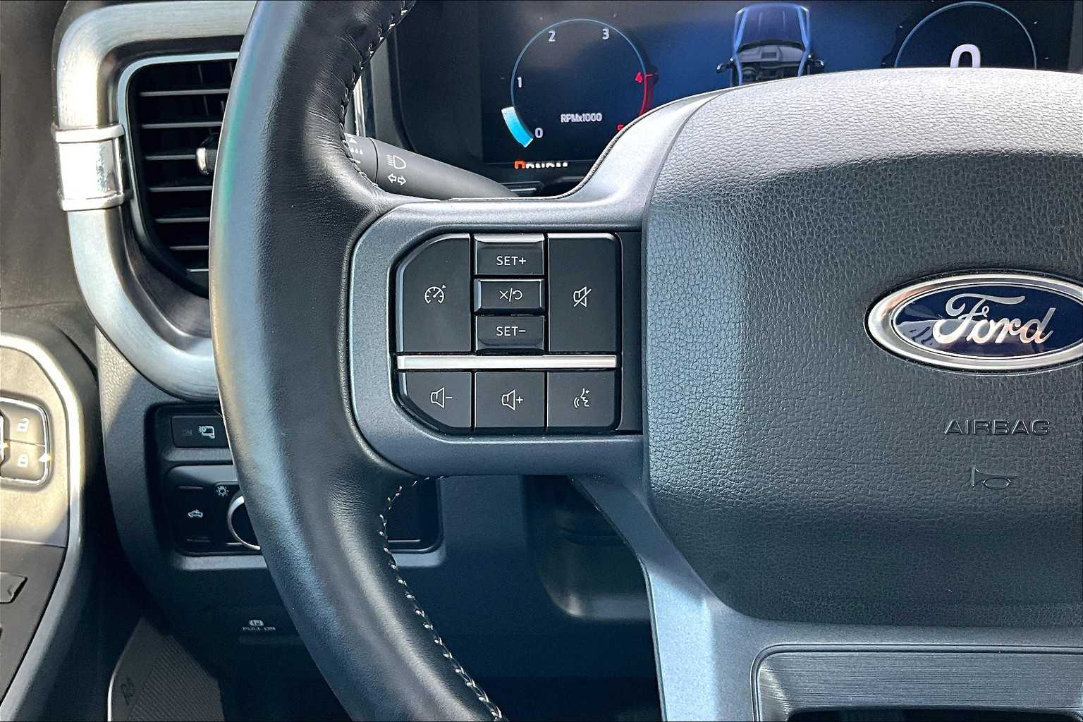 2023 Ford F-250 photo 43