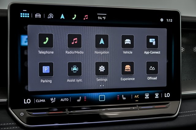 2025 Volkswagen Tiguan SE photo 12
