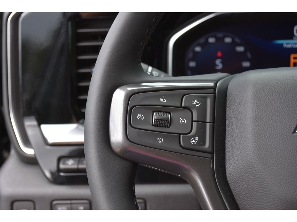 2025 Chevrolet Silverado 2500HD High Country photo 21
