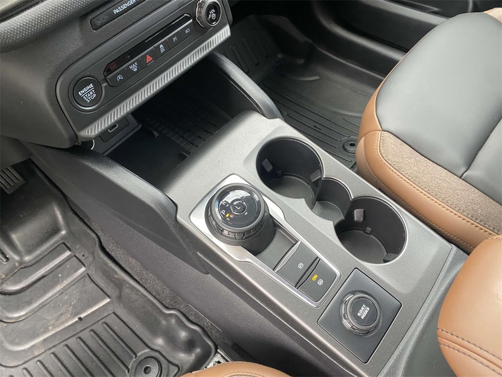2025 Ford Bronco Sport Outer Banks photo 17