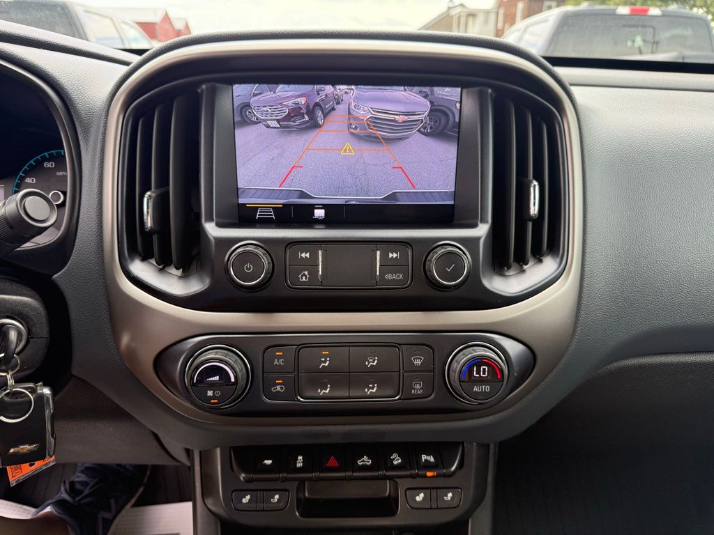 2020 Chevrolet Colorado Z71 photo 18