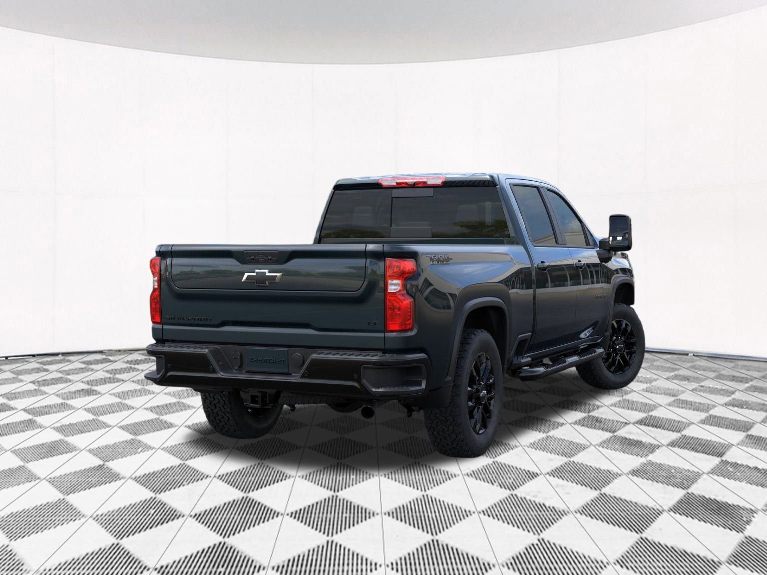 2026 Chevrolet Silverado 2500HD LT photo 3