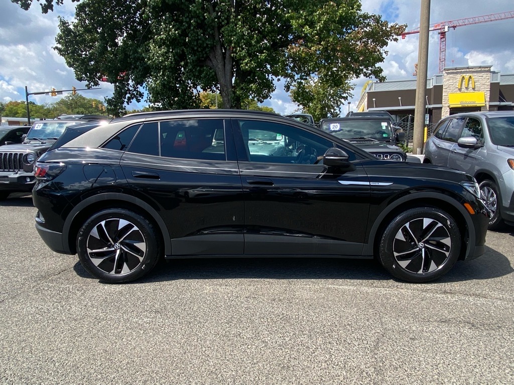 Certified 2022 Volkswagen ID.4 PRO S with VIN WVGTMPE22NP074244 for sale in Alexandria, VA