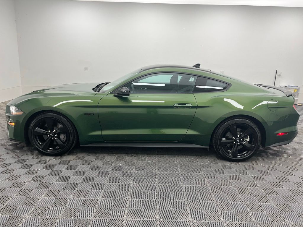 2023 Ford Mustang GT photo 9