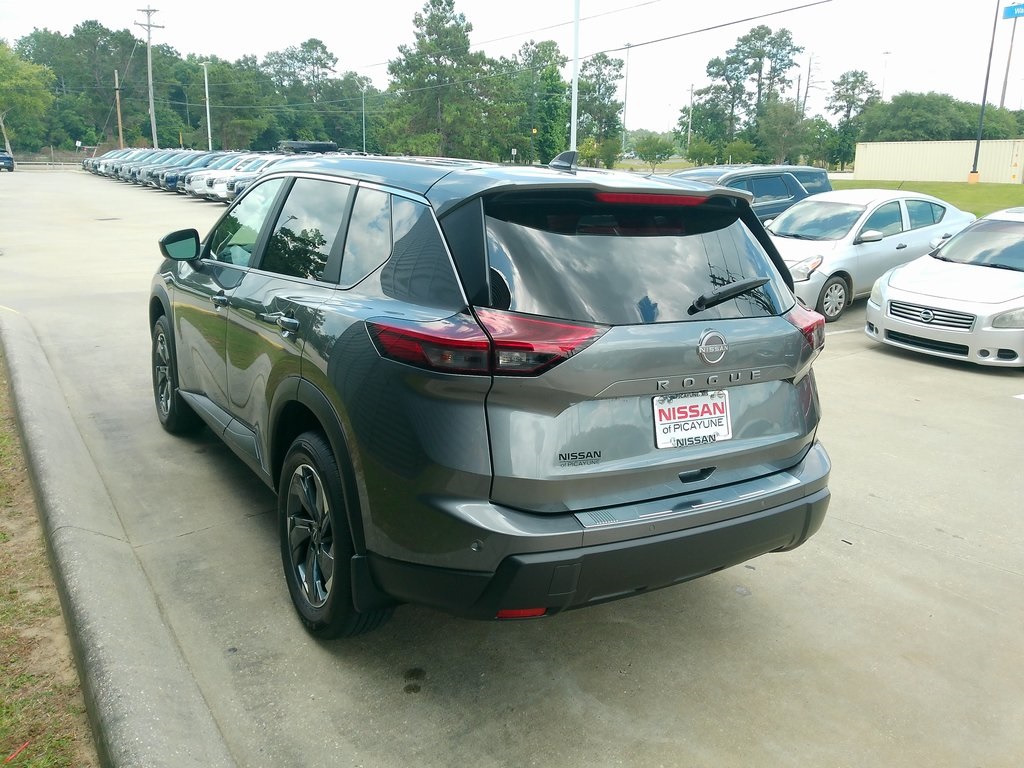 2025 Nissan Rogue SV photo 4