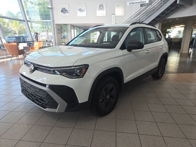 2025 Volkswagen Taos S photo 3