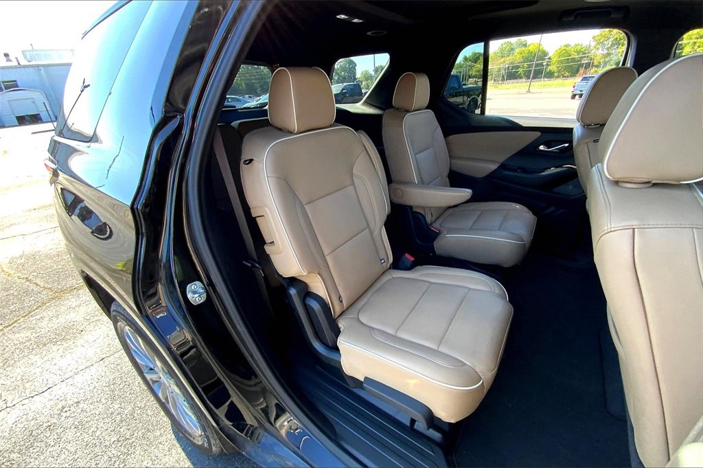 2023 Chevrolet Traverse Premier photo 25