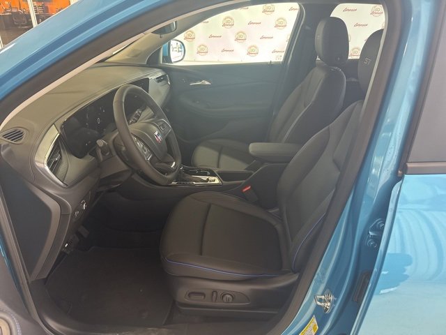 2026 Buick Encore GX Sport Touring photo 3