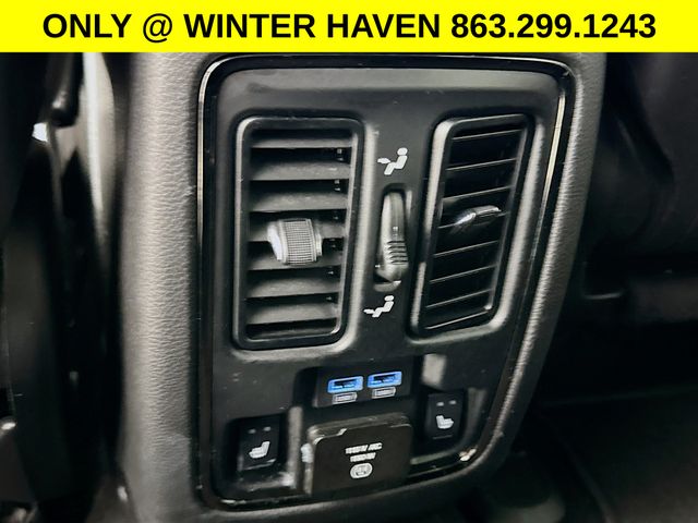 2021 Jeep Grand Cherokee High Altitude photo 22