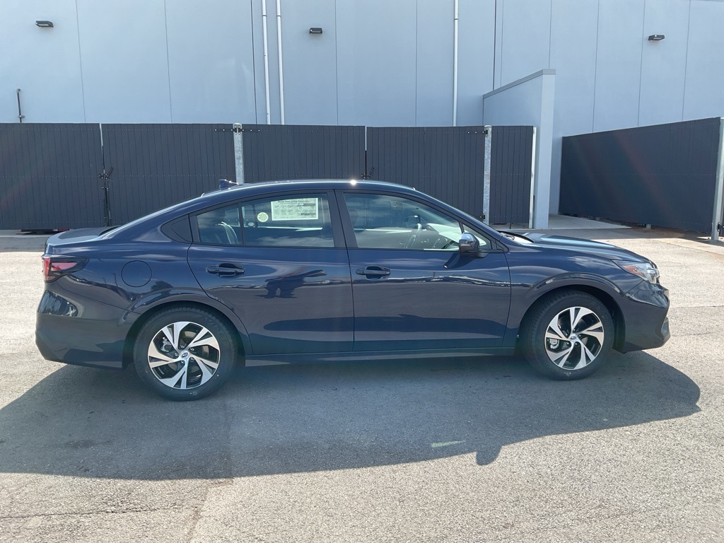 2025 Subaru Legacy Premium photo 2