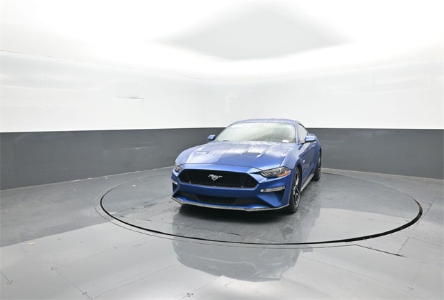 2022 Ford Mustang GT photo 3