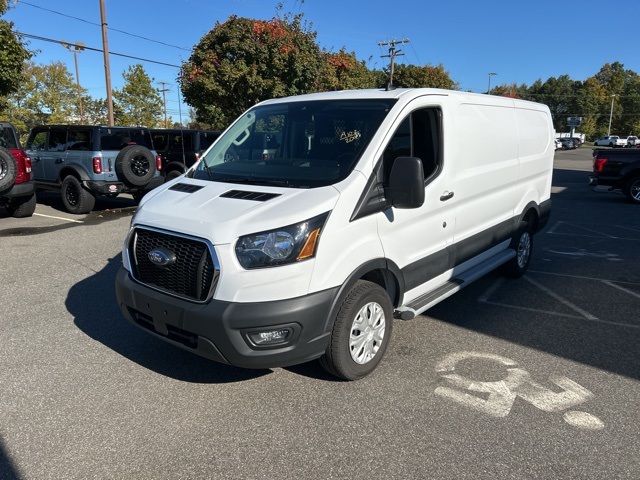 2024 Ford Transit photo 3