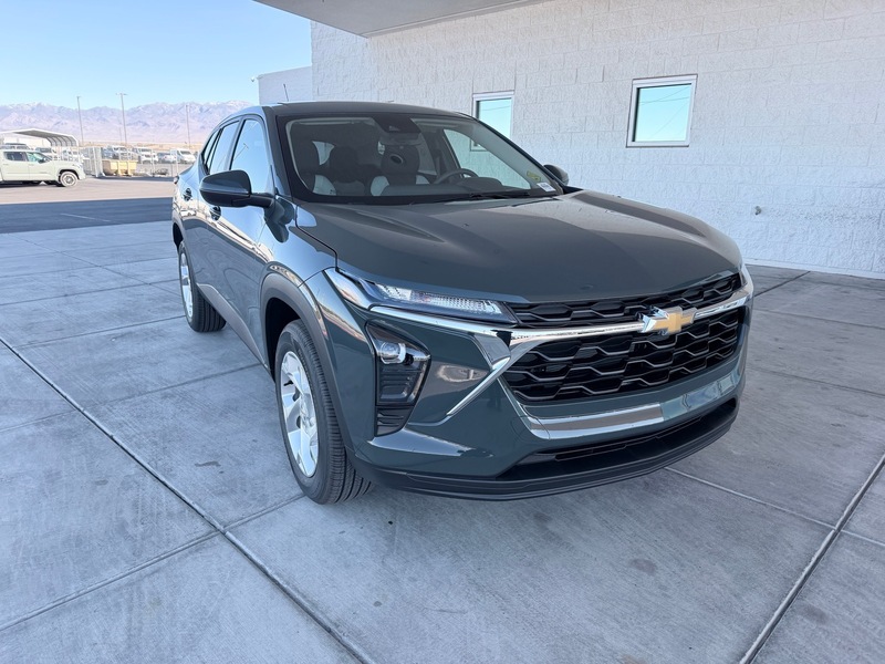 2026 Chevrolet Trax LS's photo