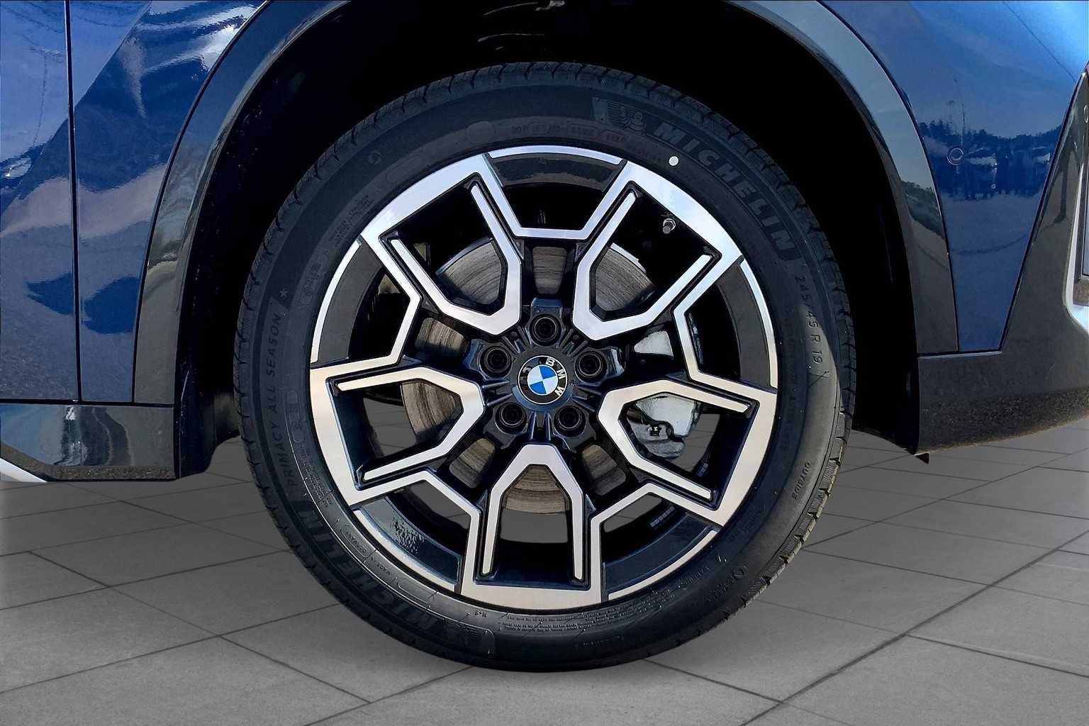 2025 BMW X1 28i - Photo 11