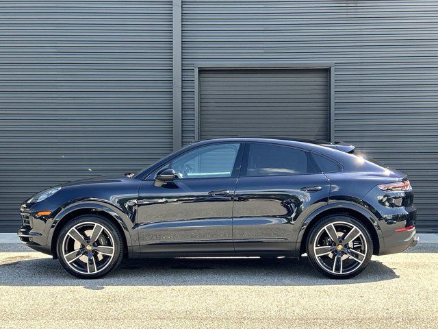 2023 Porsche Cayenne Coupe Platinum Edition photo 2
