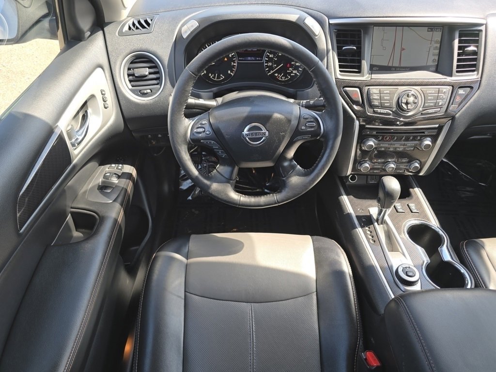 2020 Nissan Pathfinder SL photo 15