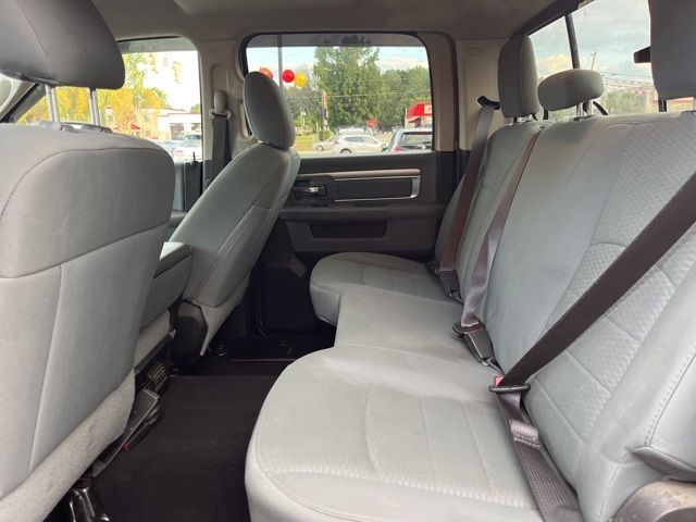 2019 Ram 1500 Classic SLT photo 11