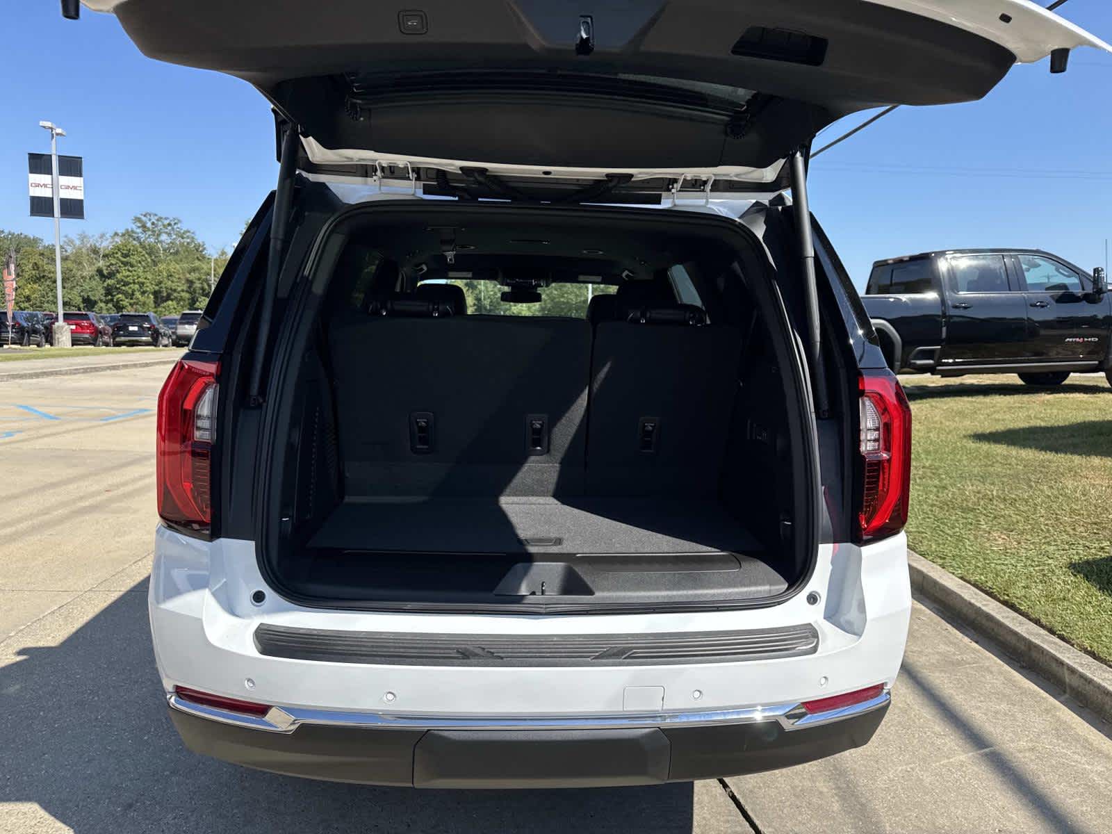 2026 Gmc Yukon photo 5
