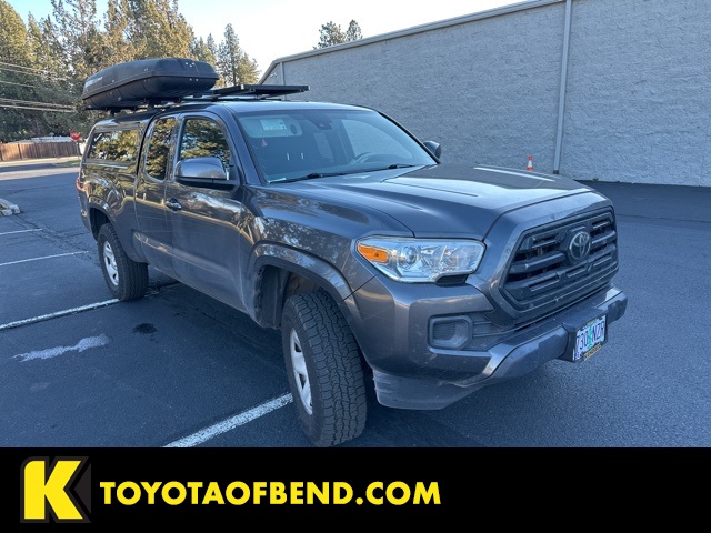 2019 Toyota Tacoma SR's photo