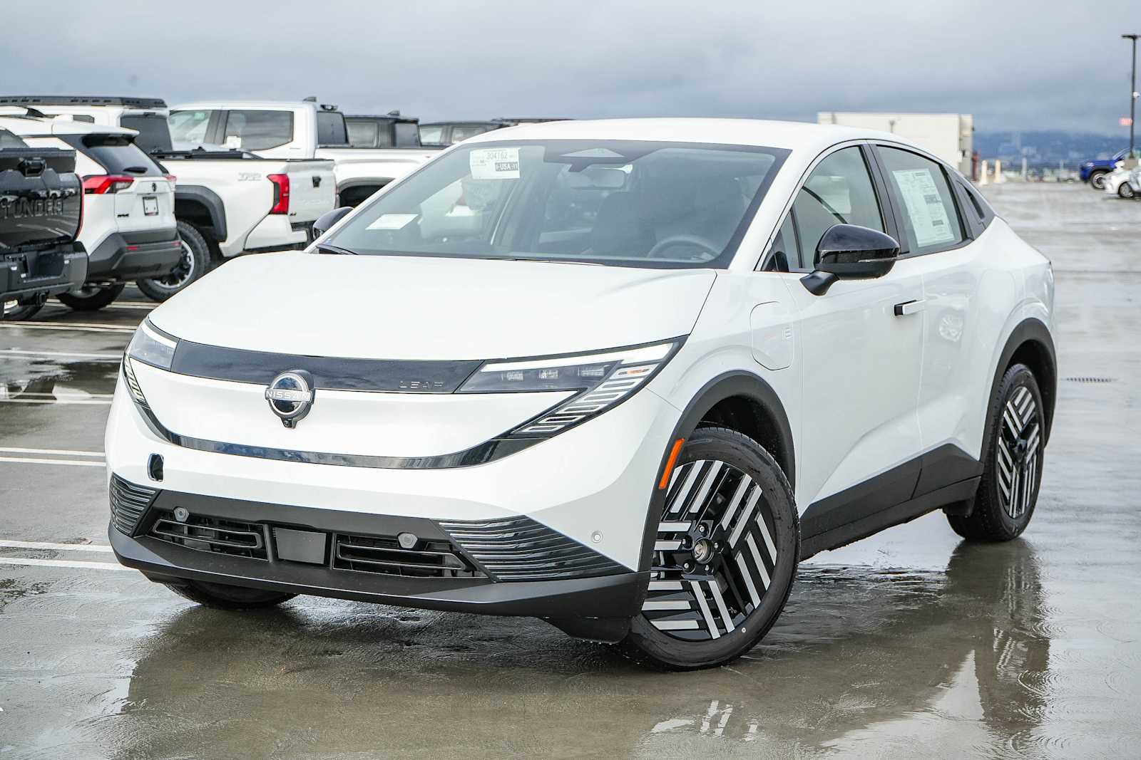 2026 Nissan LEAF SV+'s photo