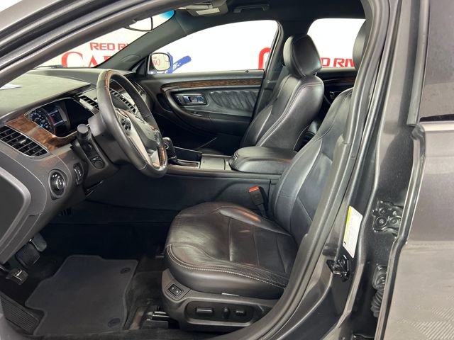 2016 Ford Taurus Limited photo 9